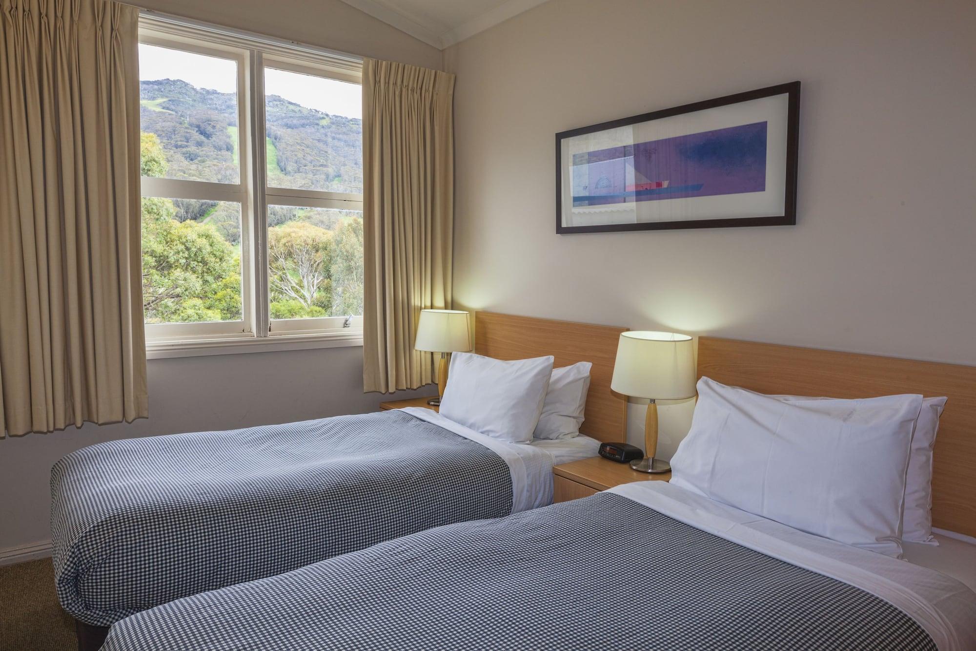 The Denman Hotel In Thredbo Exterior photo