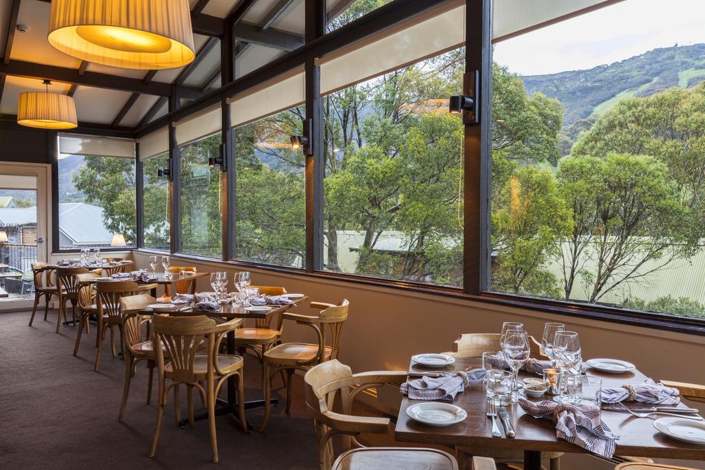 The Denman Hotel In Thredbo Exterior photo